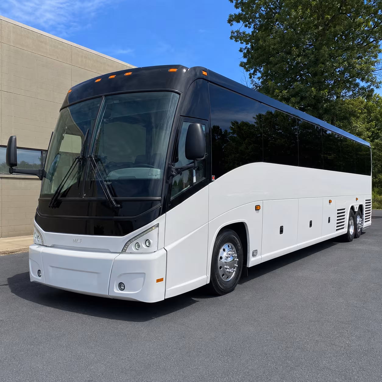 charter buses to chiefs and royals games at the kansas city sports complex
