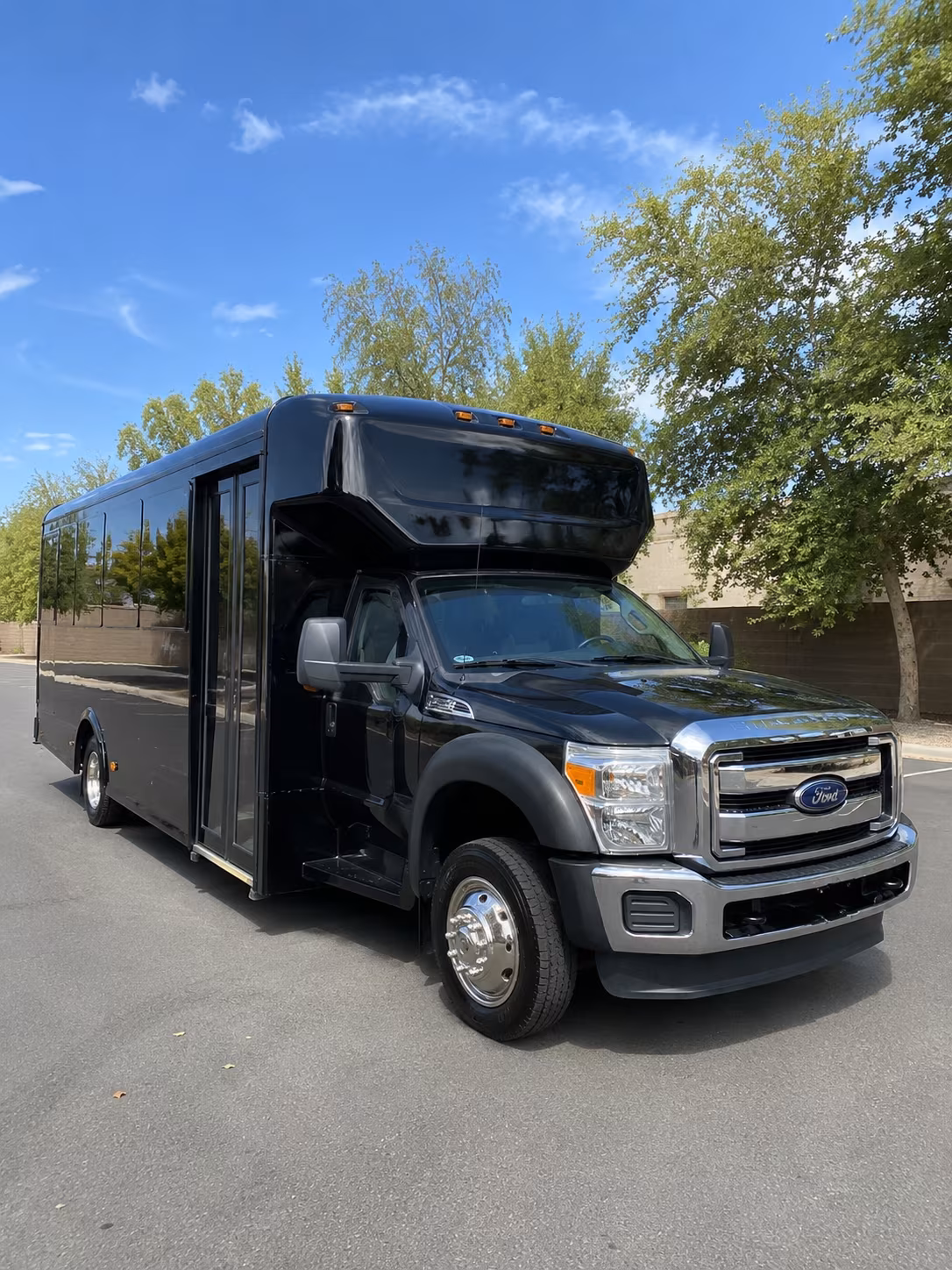 party buses for topeka high school prom night on sw 10th avenue