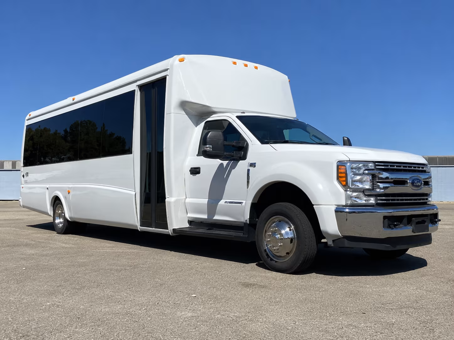 topeka airport transportation onboard seating