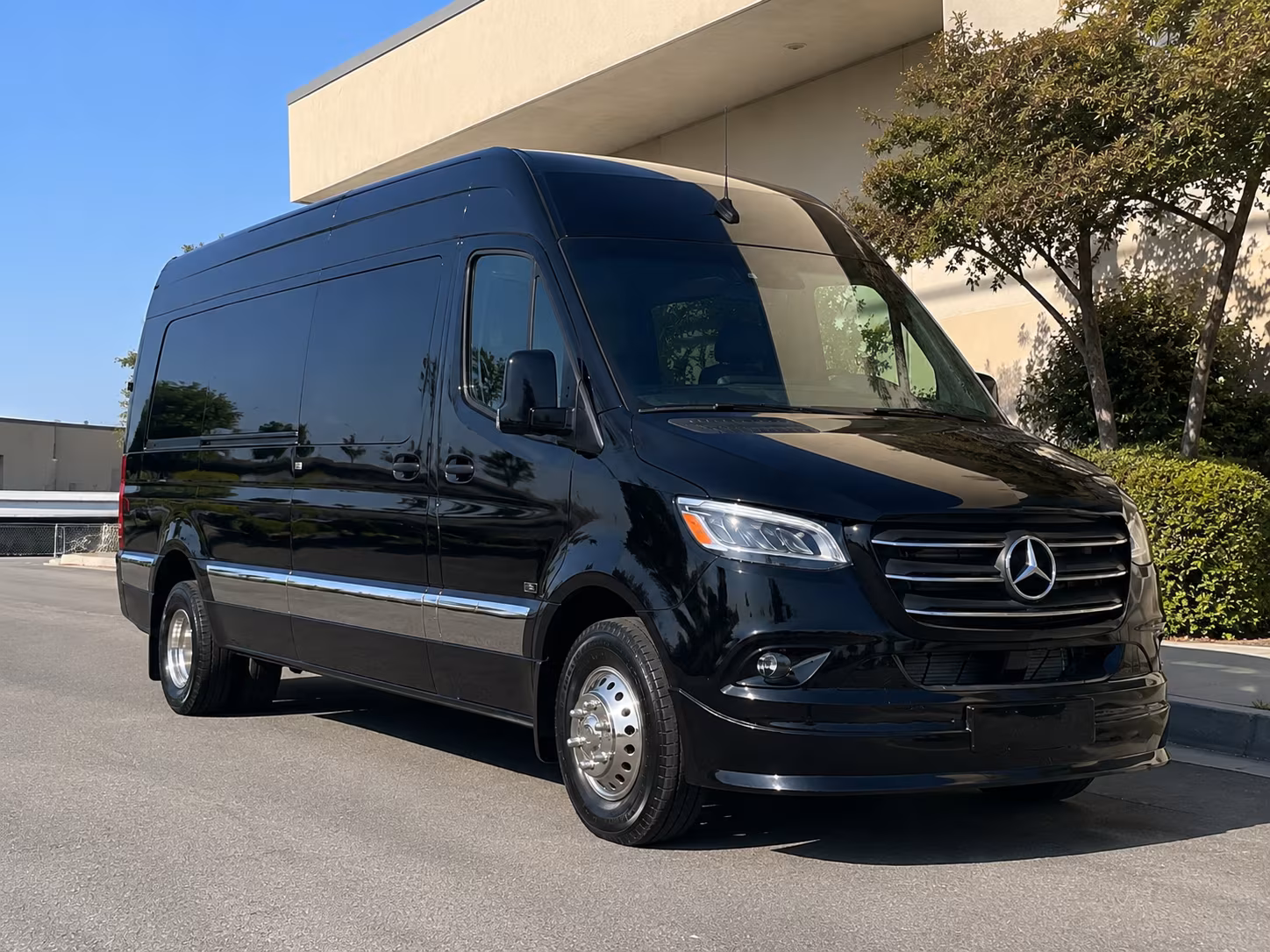 topeka wedding transportation
